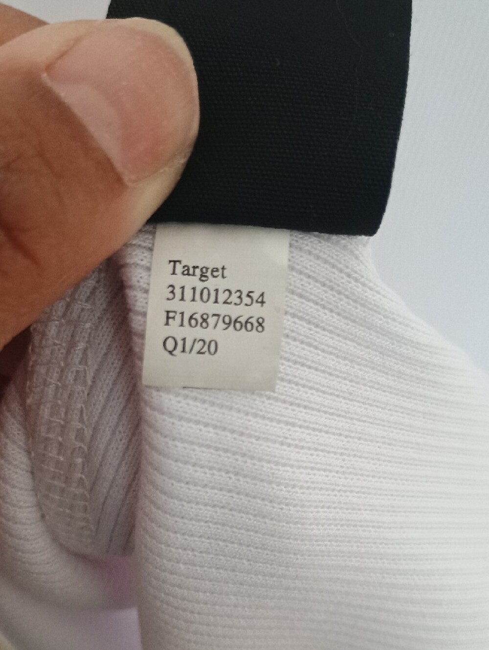 Who What Wear White Ruffle Neck Sleeveless Camisole - Picture 7 of 7